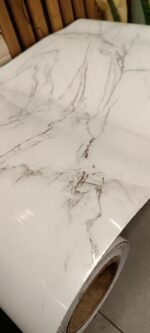 برچسب کاشی و سرامیک بین کابینت و حمام و سرویس حتی کف